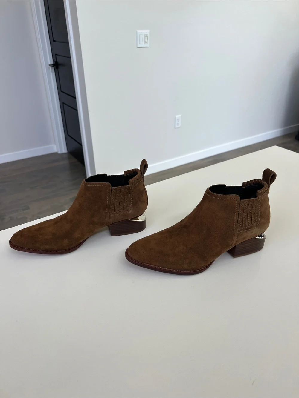 Alexander Wang kori brown suede ankle boots pointed toe booties cut out heels 37
